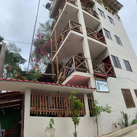 Hostal Moai Montañita Eksteriør bilde