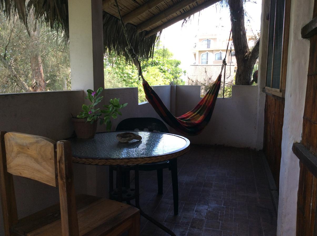Hostal Moai Montañita Eksteriør bilde